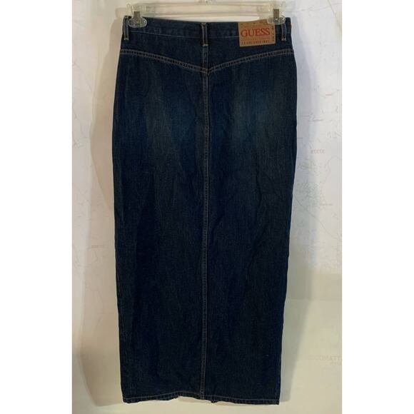 Guess - Picture 2 of 8